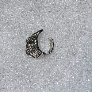 6/$20 Silver Skeleton Hand lob loop